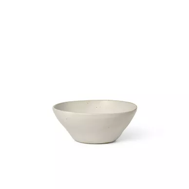 Flow Bowl keskikokoinen valkoinen kulho Ferm Livingilta image