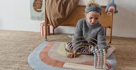 Joululahja lapsille Rainbow Rug Rug OYOY