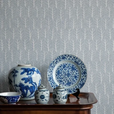 Coleslaw vaaleansininen lehtitapetti ruokahuoneeseen Langelid von Bromssenilta Glacier Blue